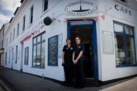 Harbour Lights Café & Restaurant