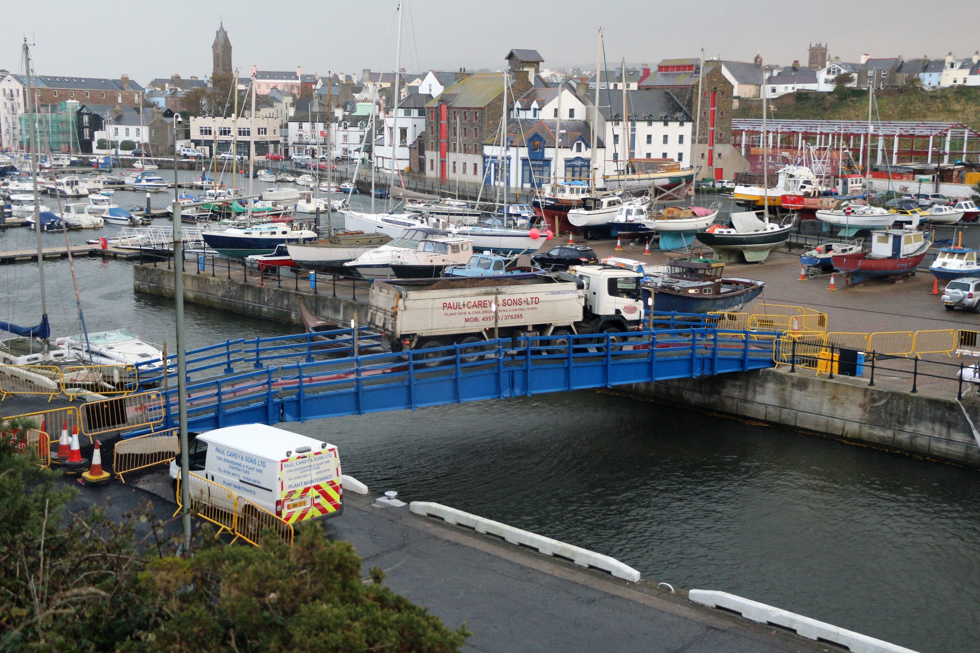 Harbour Road Bridge Construction - photo copyright Dave Corkish